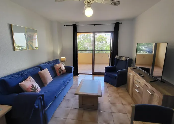 Castle Harbour 7 Apartman *